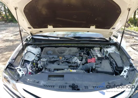 2018 Toyota Camry Se z USA, uszkodzony, nr VIN 4T1B11HK0JU630799